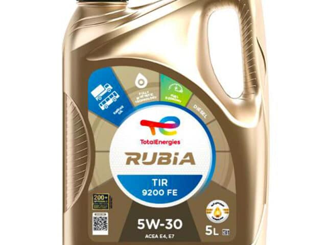 Total Rubia TIR 9200 FE 5W-30 engine oil lubricant